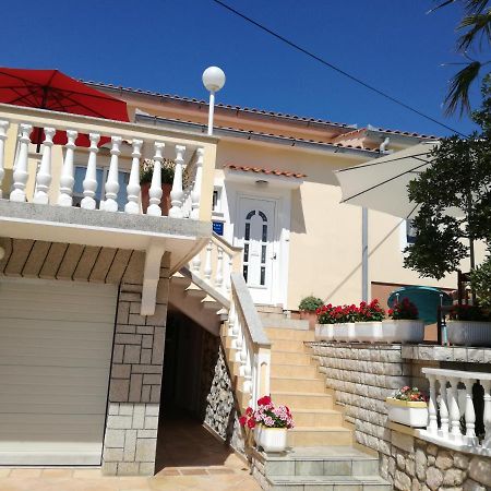 דירות קמפור Apartman Larisa מראה חיצוני תמונה